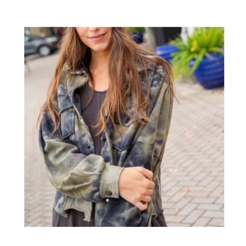 Natural Life Laney Tie Dye Trucker Jacket size L/XL NWT